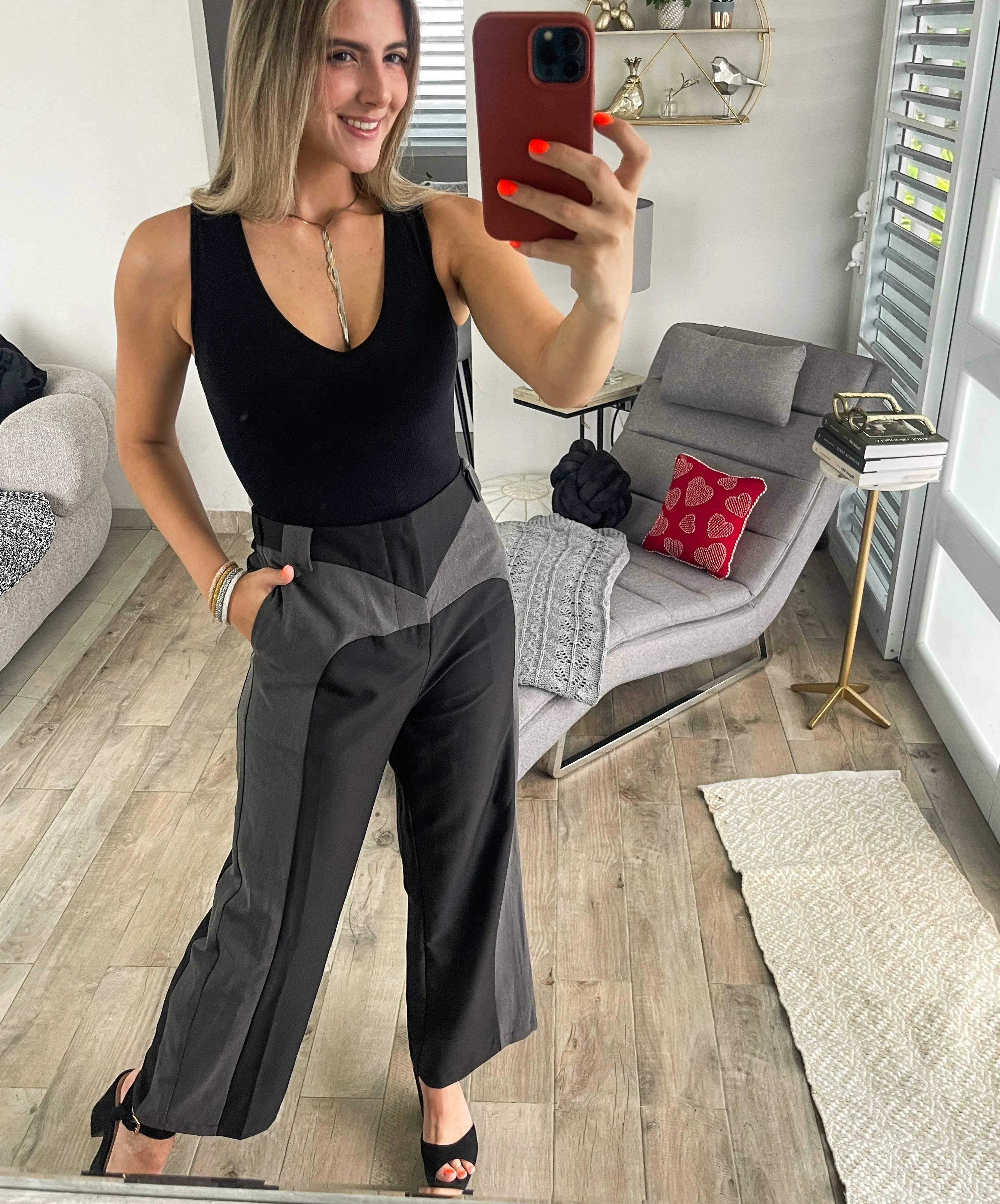 BLACK/GRAY CONTRAST PANTS
